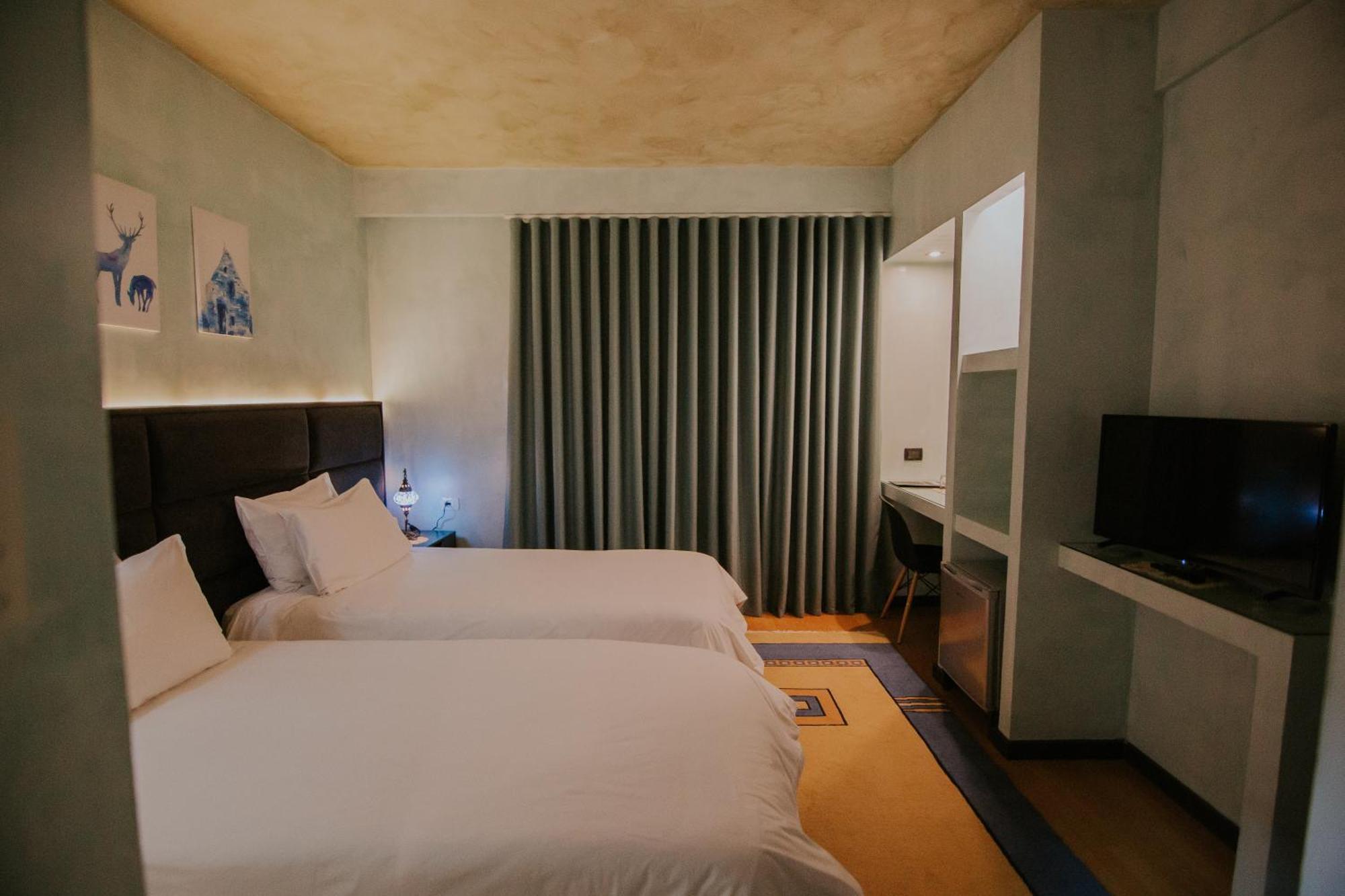 Dim'S Hotel & Restaurant Korça Kültér fotó